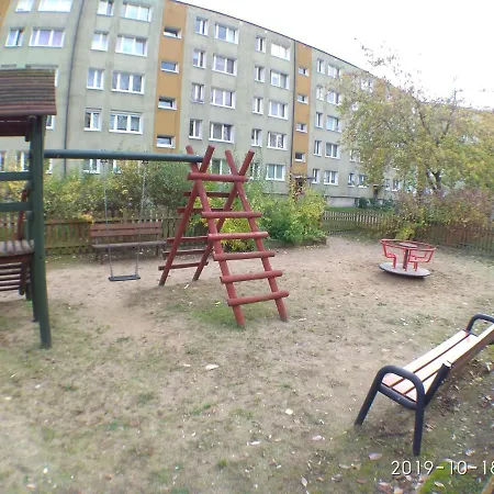 2120 Przyjaźni 4 - Tanie - Samodzielne Zameldowanie - Self Check In Kwatera prywatna