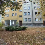 ホームステイ 2120 Przyjazni 4 - Tanie - Samodzielne Zameldowanie - Self Check In ポズナン