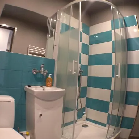 2120 Przyjazni 4 - Tanie - Samodzielne Zameldowanie - Self Check In Homestay szállás *