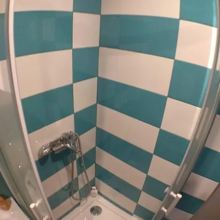 Homestay szállás 2120 Przyjazni 4 - Tanie - Samodzielne Zameldowanie - Self Check In *