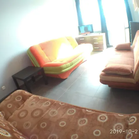 2120 Przyjazni 4 - Tanie - Samodzielne Zameldowanie - Self Check In Homestay szállás *