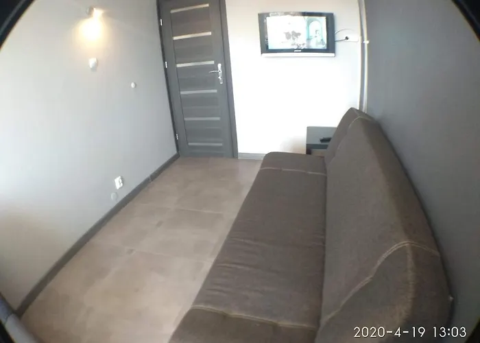 Ubytování v soukromí 2120 Przyjazni 4 - Tanie - Samodzielne Zameldowanie - Self Check In *