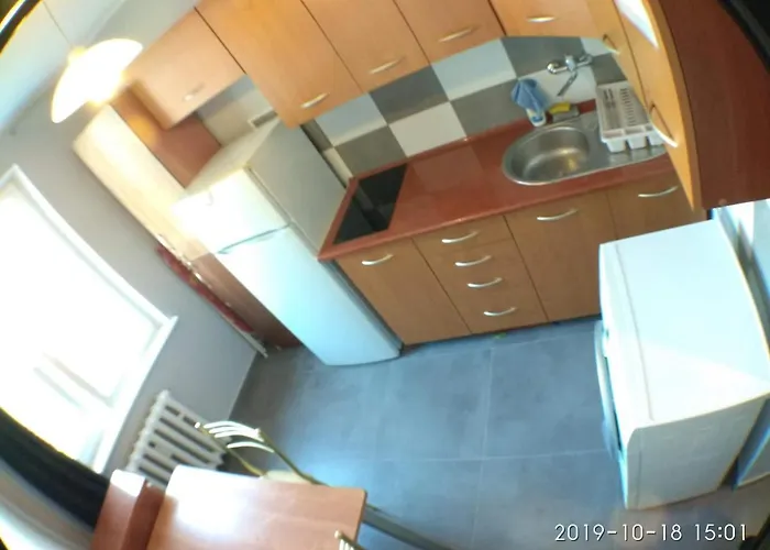 2120 Przyjazni 4 - Tanie - Samodzielne Zameldowanie - Self Check In * Poznaň